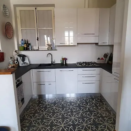 Luminoso Attico Con Terrazza דירה