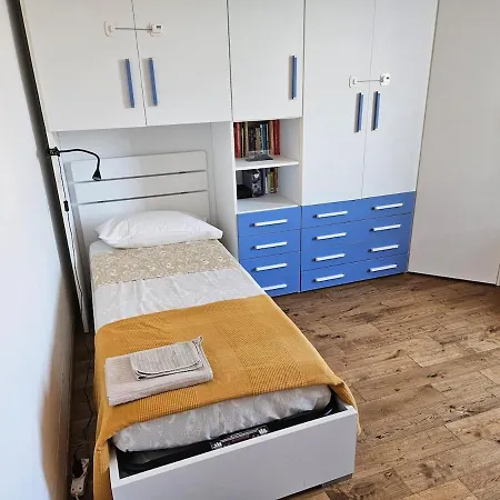 Luminoso Attico Con Terrazza Рим