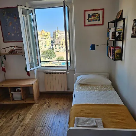 Luminoso Attico Con Terrazza דירה *