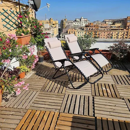 Διαμέρισμα Luminoso Attico Con Terrazza *