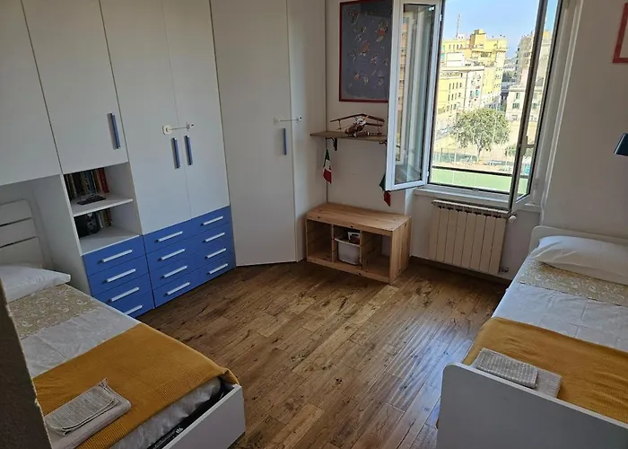 Luminoso Attico Con Terrazza