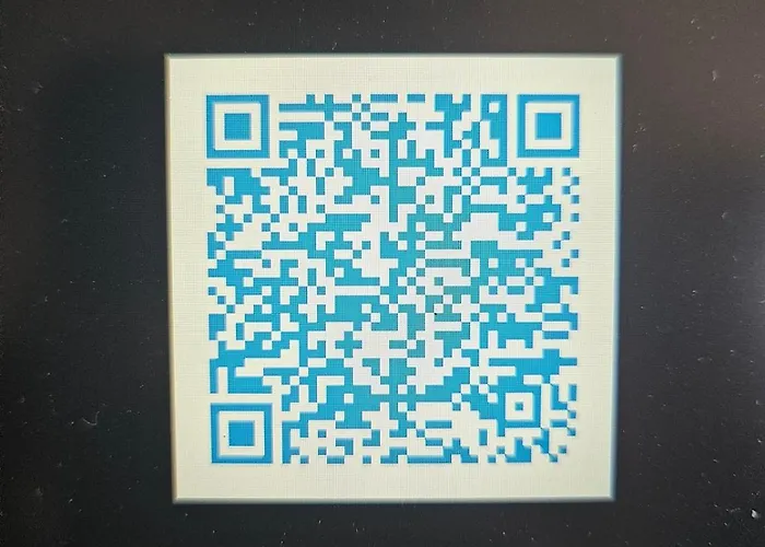 Luminoso Attico Con Terrazza *